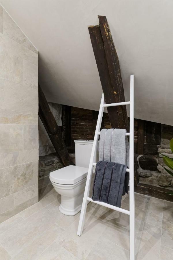 Niguliste 6 Old Town Penthouse Lägenhet Tallinn Exteriör bild